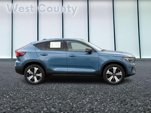 2023 Volvo C40 Recharge Pure Electric Twin Plus