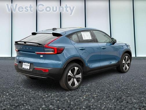 2023 Volvo C40 Recharge Pure Electric Twin Plus
