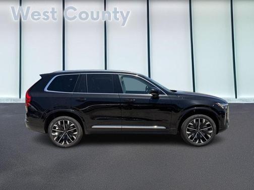 Onyx Black Metallic 2026 Volvo XC90 Plug-In Hybrid T8 Plus 6-Seater
