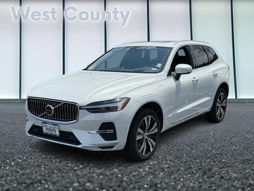 2022 Volvo XC60 Recharge Plug-In Hybrid EAWD INSCRIPTION