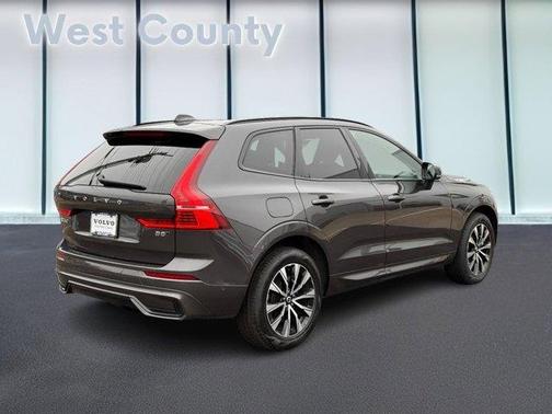 2025 Volvo XC60 B5 Plus