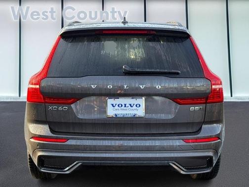 2025 Volvo XC60 B5 Plus