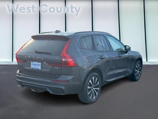 2025 Volvo XC60 B5 Plus