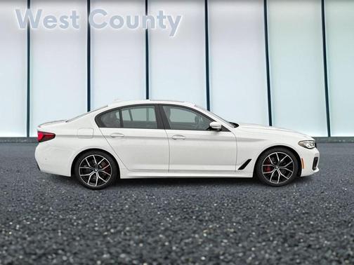 2023 BMW 530 i xDrive