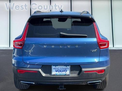 2020 Volvo XC40 T5 R-Design