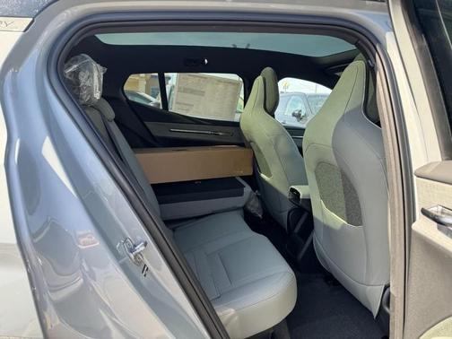 2026 Volvo EX30 Twin Motor AWD Cross Country Ultra