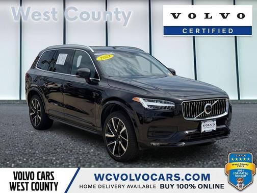 2022 Volvo XC90 T6 Momentum 7 Passenger