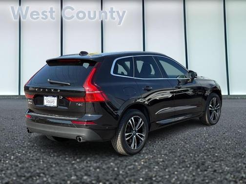 2018 Volvo XC60 T6 Momentum