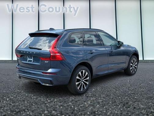 2025 Volvo XC60 B5 AWD Core