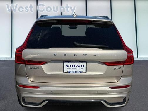 2025 Volvo XC60 B5 Plus