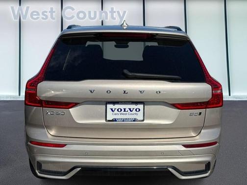 2025 Volvo XC60 B5 Plus