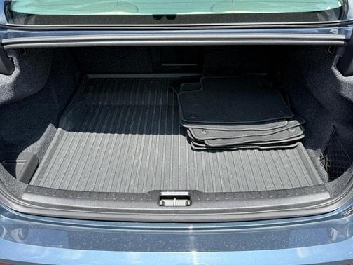 2022 Volvo S60 B5 Inscription