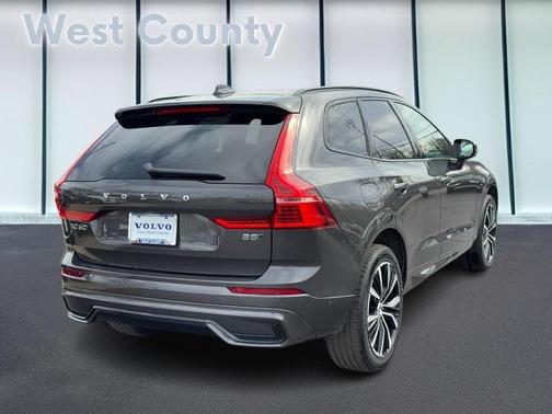 2025 Volvo XC60 B5 Plus