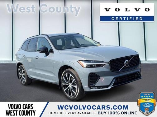2023 Volvo XC60 B5 Plus Dark Theme