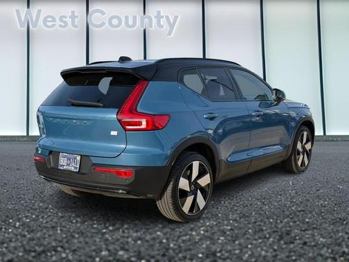 2023 Volvo XC40 Recharge Pure Electric Twin Ultimate