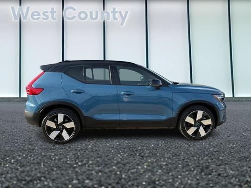 2023 Volvo XC40 Recharge Pure Electric Twin Ultimate