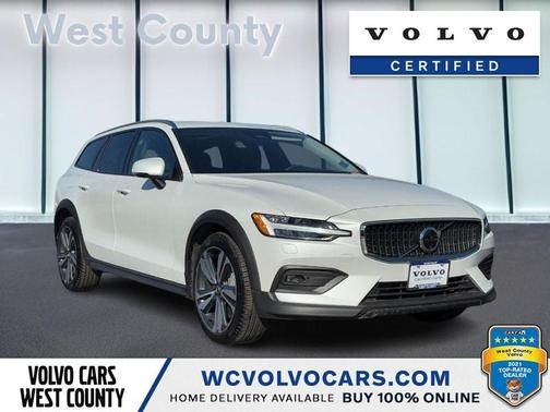 2025 Volvo V60 Cross Country B5 Plus