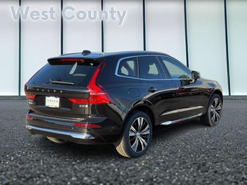 2023 Volvo XC60 B5 Plus Bright Theme