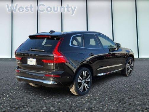2023 Volvo XC60 B5 Plus Bright Theme