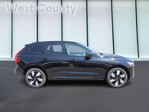 2025 Volvo XC60 Plug-In Hybrid T8 AWD Plus