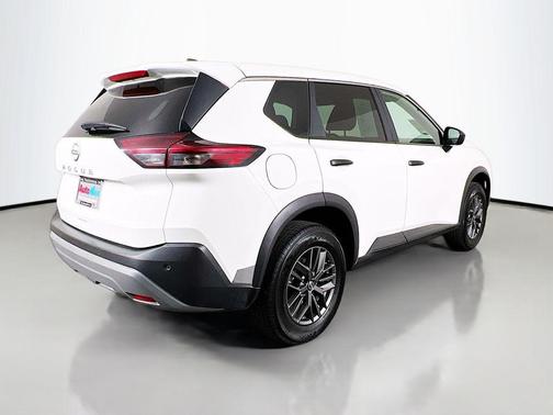Glacier White 2023 Nissan Rogue S
