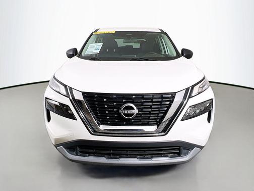 Glacier White 2023 Nissan Rogue S