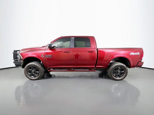 2018 RAM 2500 Laramie Crew Cab 4x4 6'4' Box
