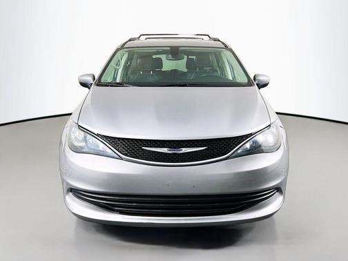 2020 Chrysler Voyager LXI