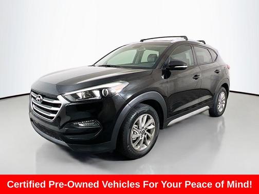 Black Noir Pearl 2017 Hyundai TUCSON SE Plus