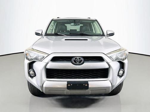 Classic Silver Metallic 2016 Toyota 4Runner Trail Premium