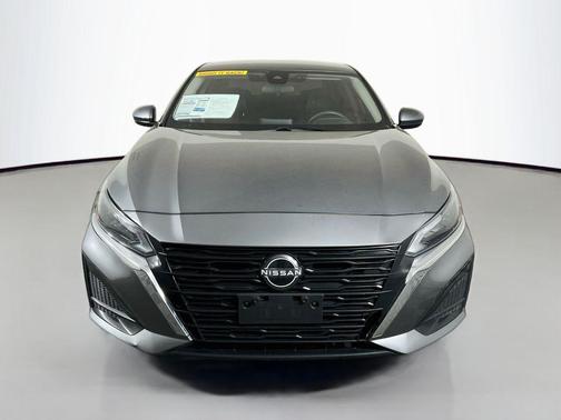 Gun Metallic 2023 Nissan Altima 2.5 SV