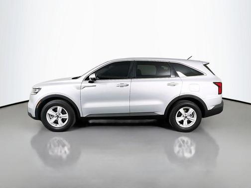 2021 Kia Sorento LX
