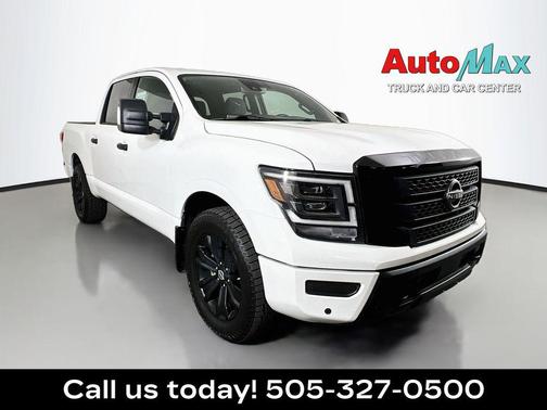 Glacier White 2023 Nissan Titan SV