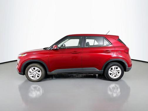 2024 Hyundai VENUE SE