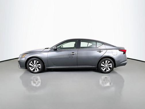 2023 Nissan Altima S FWD