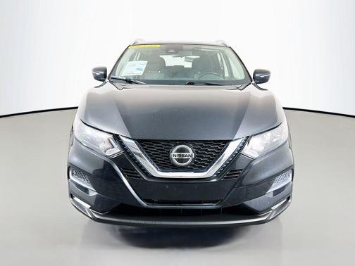 Magnetic Black Pearl 2021 Nissan Rogue Sport SV