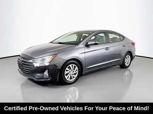 2019 Hyundai ELANTRA SE