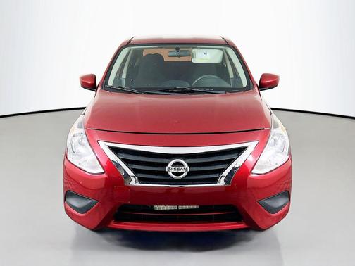 2017 Nissan Versa 1.6 S+