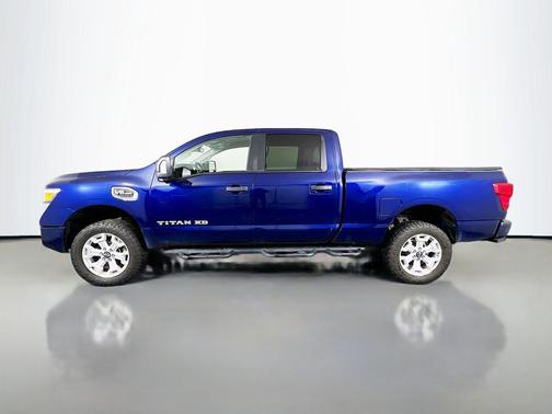 2023 Nissan Titan XD SV