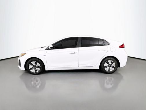 2020 Hyundai IONIQ Hybrid Blue