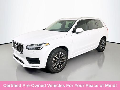 2022 Volvo XC90 T5 Momentum