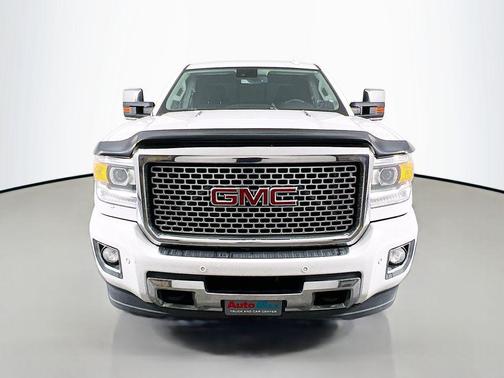 2016 GMC Sierra 2500 Denali