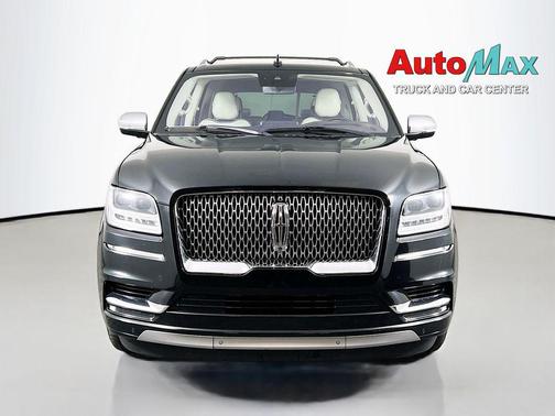 2018 Lincoln Navigator Black Label