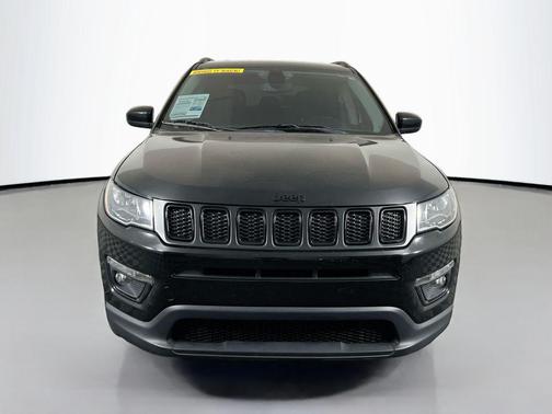 Diamond Black Crystal Pearlcoat 2020 Jeep Compass Latitude