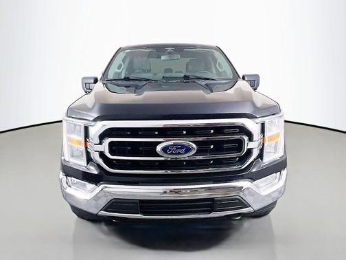 Black Metallic 2023 Ford F-150 XLT