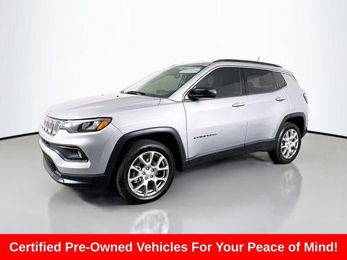 2022 Jeep Compass Latitude Lux