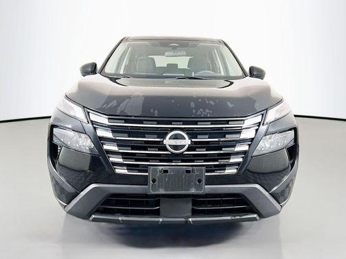 Super Black 2024 Nissan Rogue SV