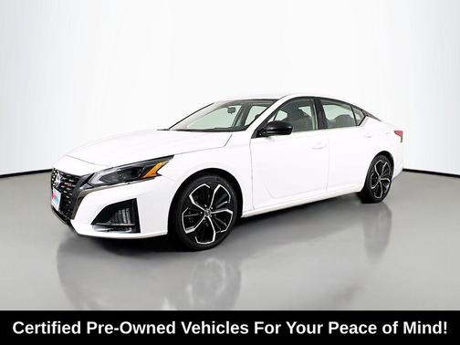 2023 Nissan Altima SR FWD