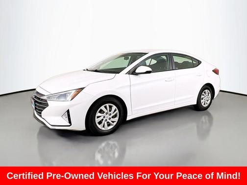 2019 Hyundai ELANTRA SE