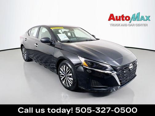 Super Black 2025 Nissan Altima 2.5 SV